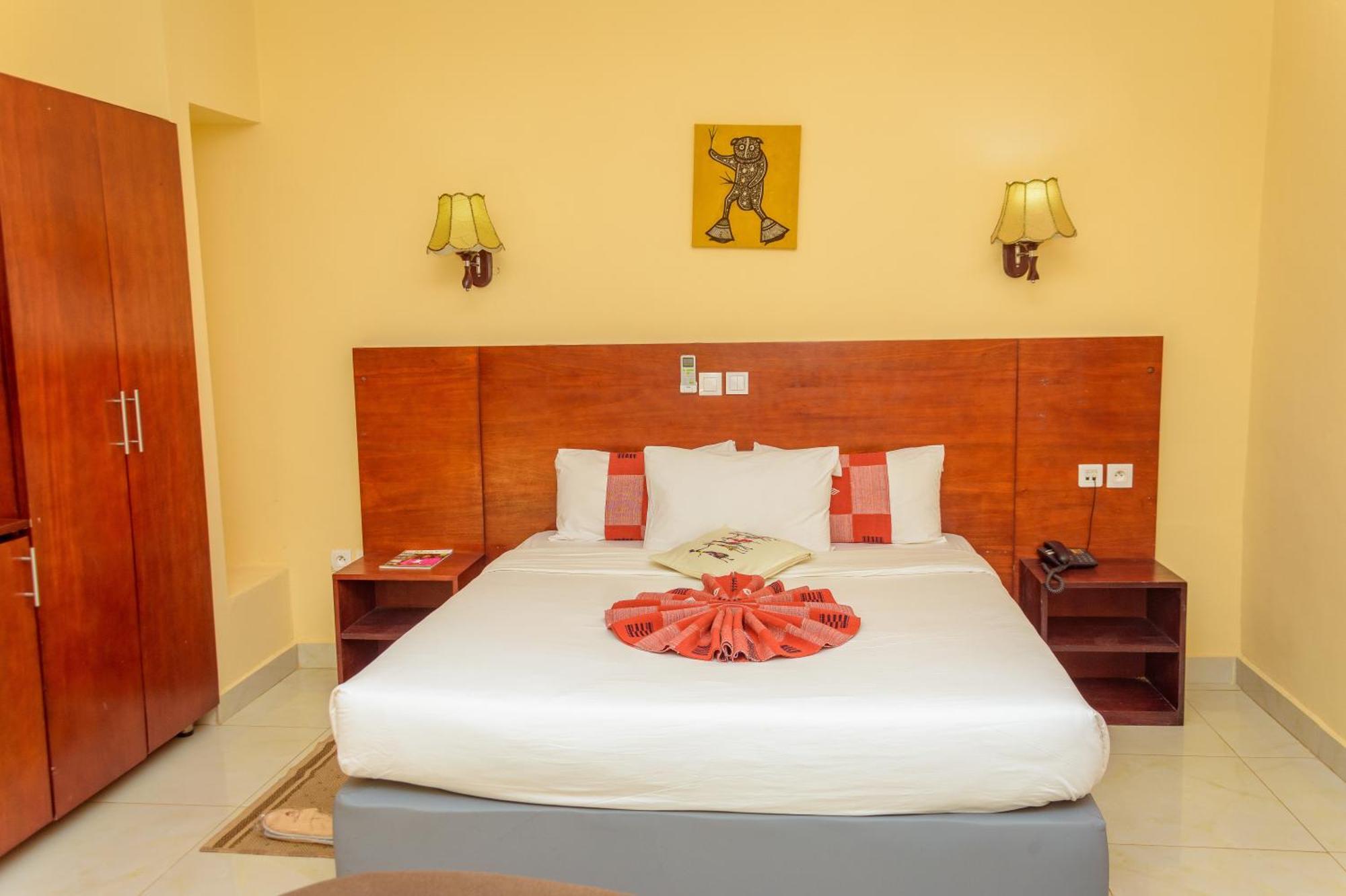 Hotel La Rose Blanche Корого Екстер'єр фото
