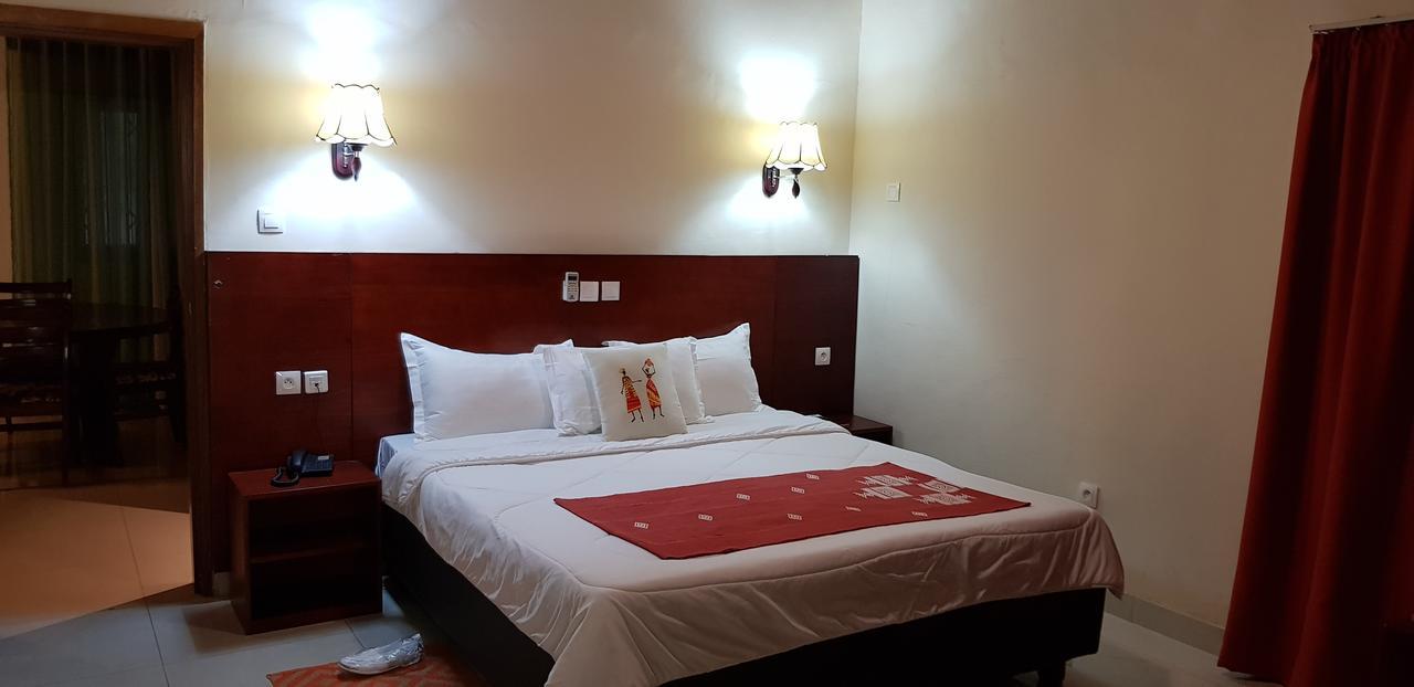 Hotel La Rose Blanche Корого Екстер'єр фото