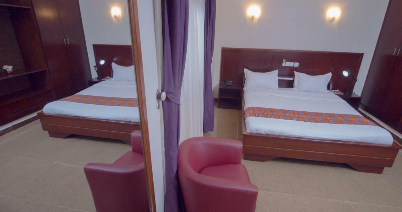 Hotel La Rose Blanche Корого Екстер'єр фото