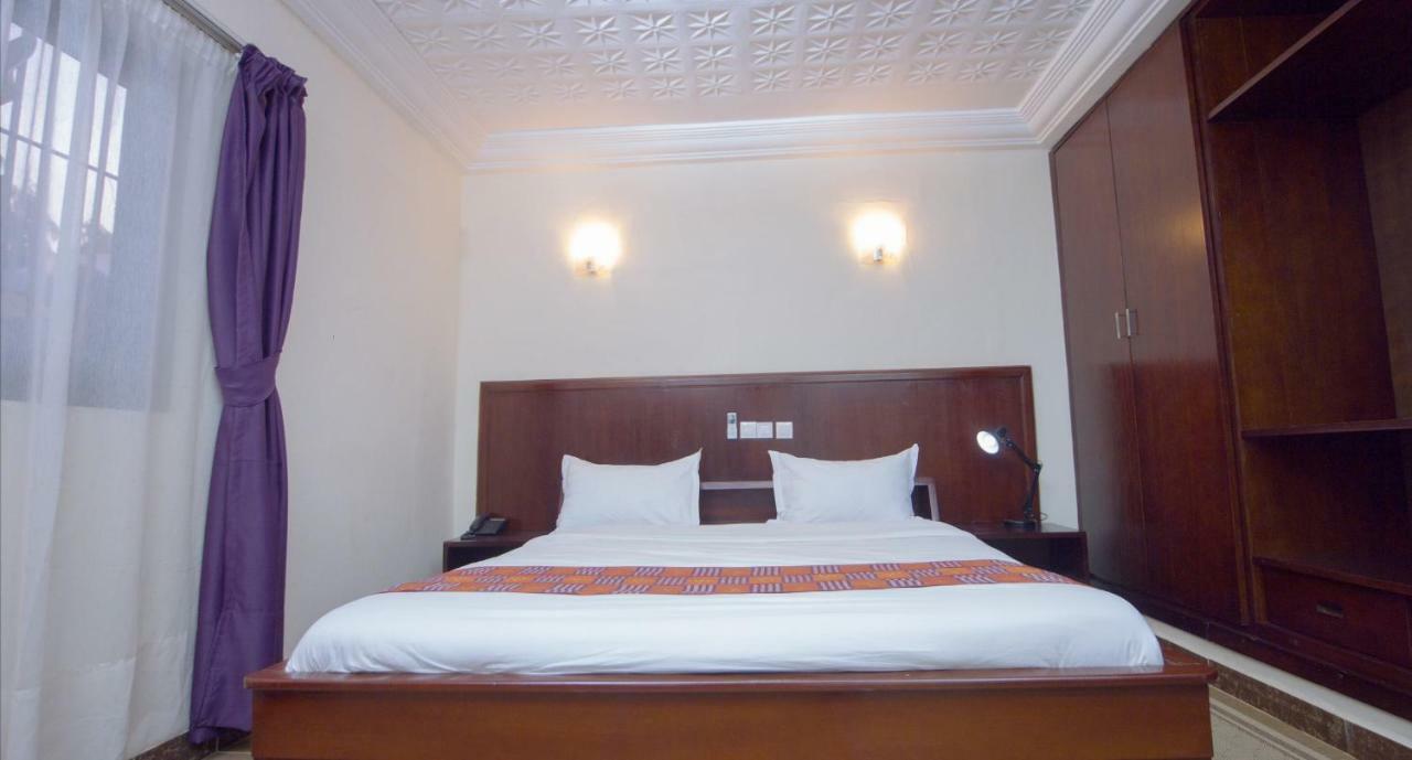 Hotel La Rose Blanche Корого Екстер'єр фото