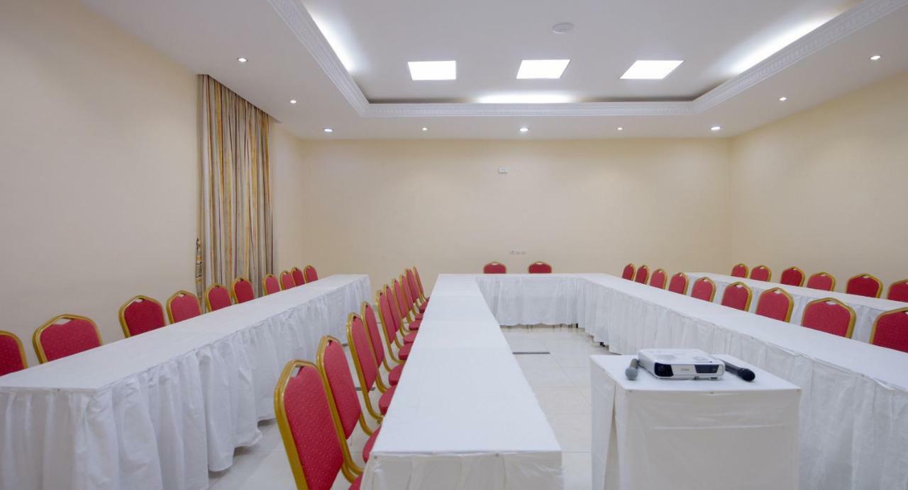 Hotel La Rose Blanche Корого Екстер'єр фото